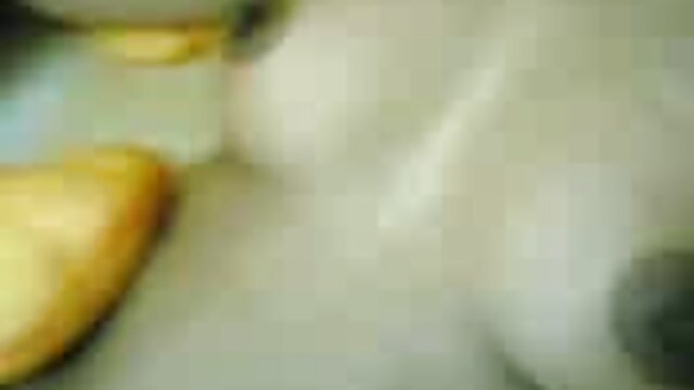 స్వీట్ ఫెయిరీ గర్ల్ ఏంజెలికా తన మ్యాజిక్ తెలుగు సేక్స్ వీడియోస్ డాట్ కాం డిల్డో స్టిక్‌తో అద్భుతాలు చేస్తుంది